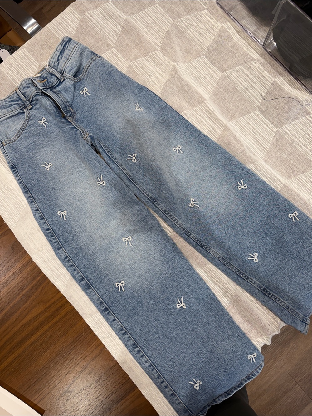 abercrombie kids light blue embroidered bow wide-leg jeans 9/10 Long
